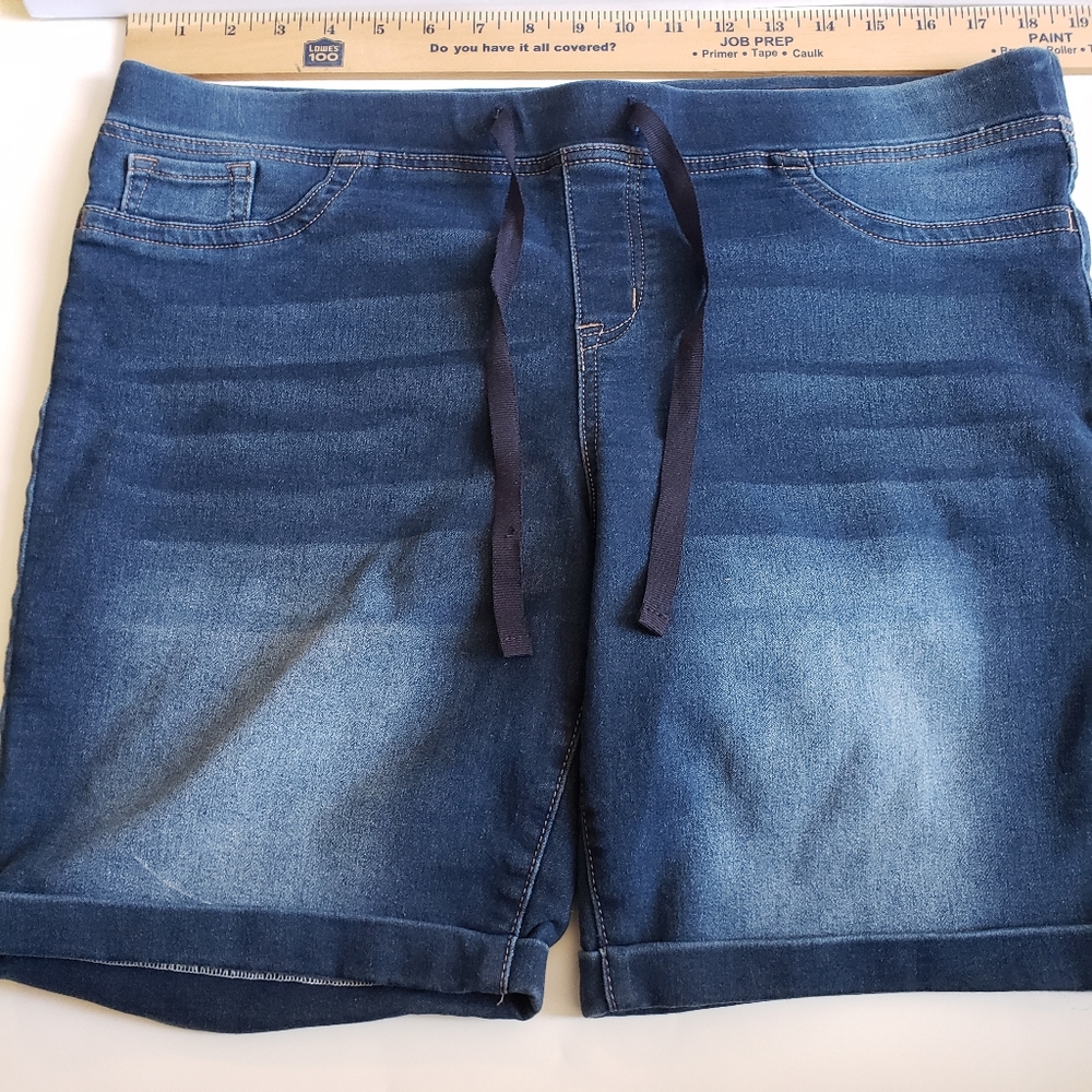 No boundaries jean shorts see description